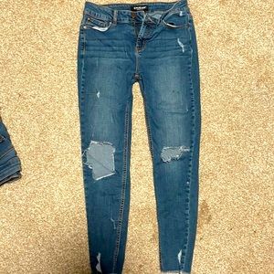 Ripped Skinny Jeans